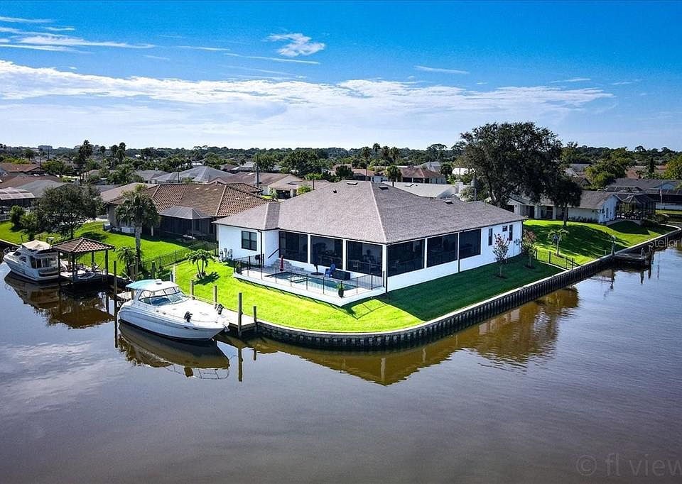 1st image of 13 CHESNEY COURT