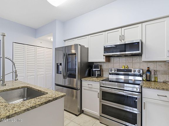 5th image of 10435 MIDTOWN Parkway #413