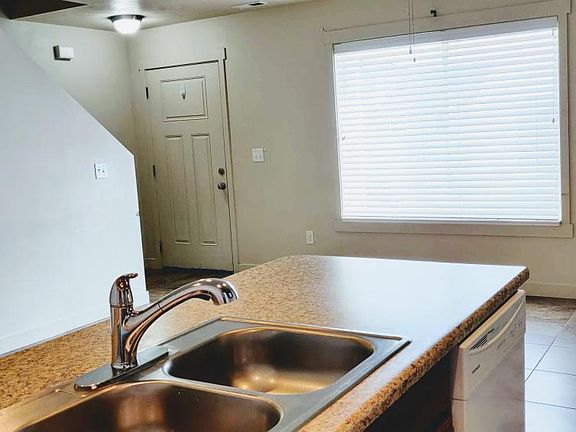 4th image of 14399 S Firgrove Way