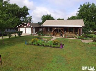 210 Franklin St, New Boston, IL 61272