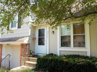 9717 W 83rd Ter, Overland Park, KS 66212