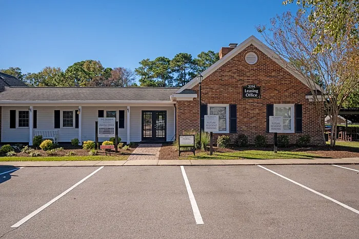 Leasing Office