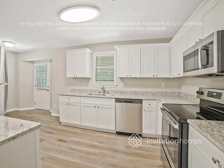 444 Mephisto Cir — Photo 7