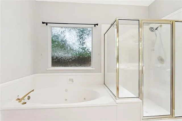 1306 Woodmere Dr — Photo 15