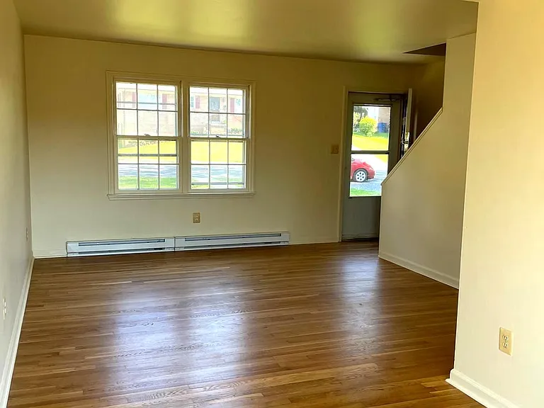 209 S Shenandoah Ave #A — Photo 5