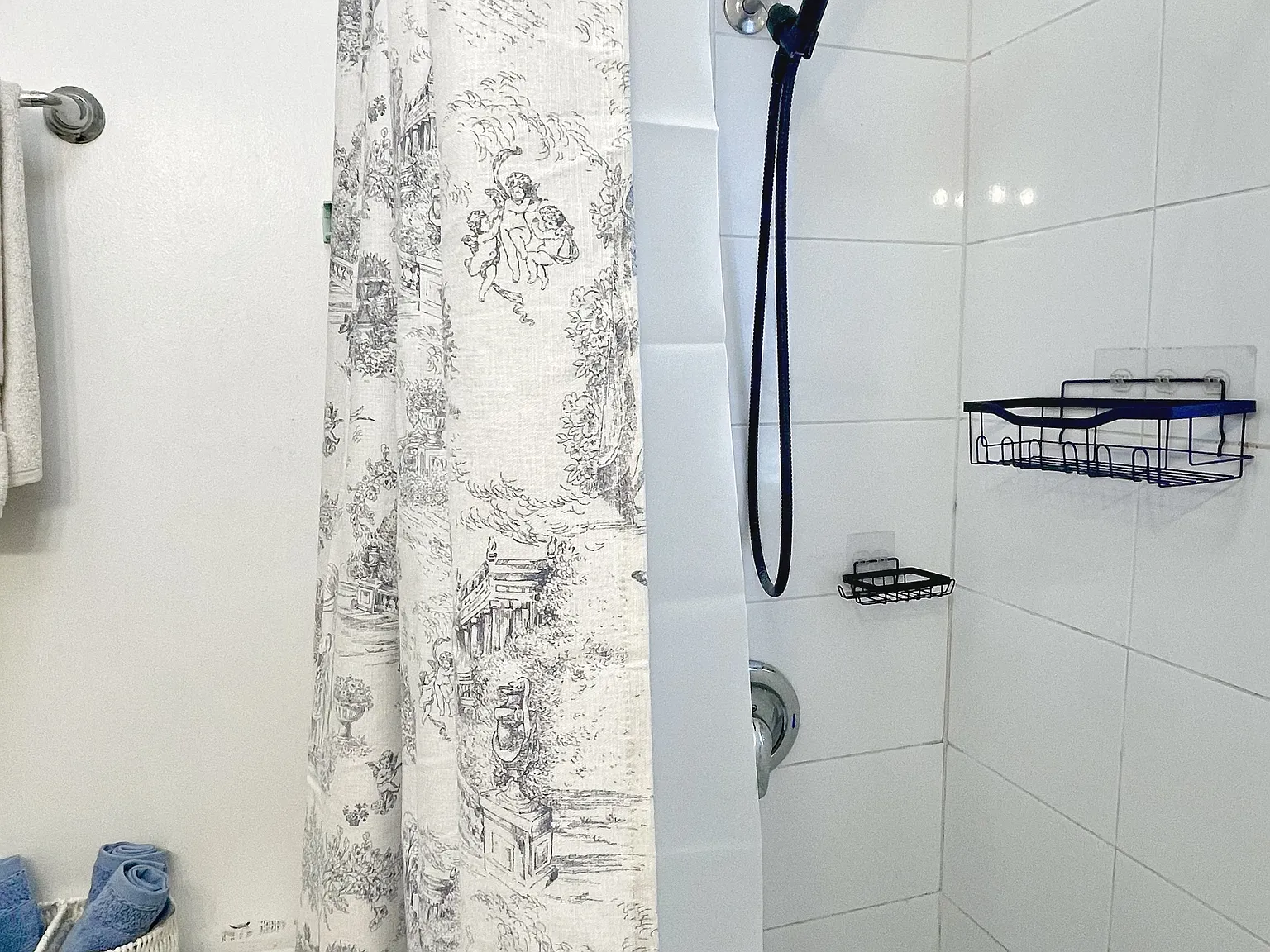 2 bed, 840 sqft, $1,425 — Photo 3