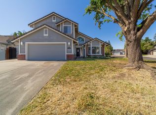 465 Morgan Ln, Dixon, CA 95620