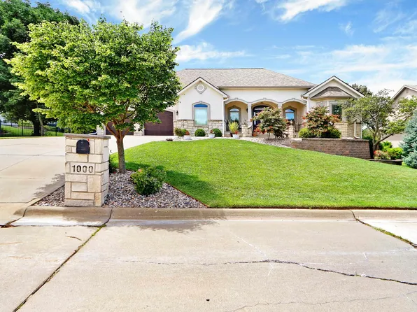 1000 Overhill Rd, Manhattan, KS 66503