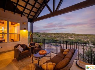 474 Thoroughbred Ln, Spring Branch, TX 78070