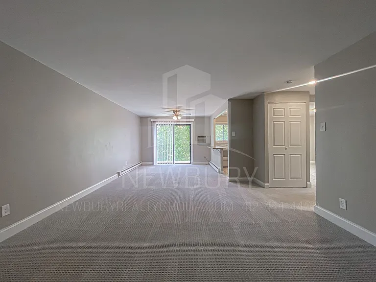 Poplar Apartments — Photo 3