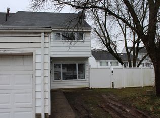 34 Barclay Cir, Staten Island, NY 10312