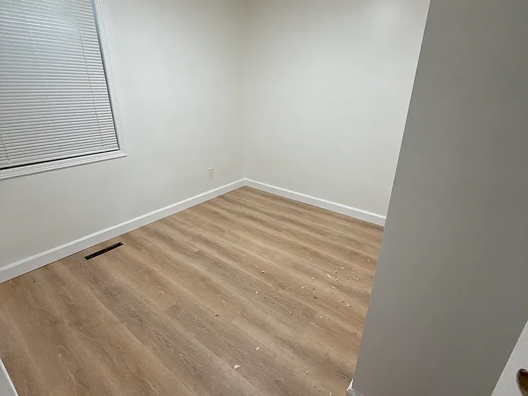 1614 E Arnold St — Photo 11