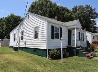 1428 Irving St, Winston Salem, NC 27103