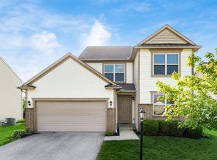 1213 Parsons Ct, Pataskala, OH 43062