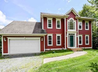40 Shannon Dr, Fall River, NS B2T1E5