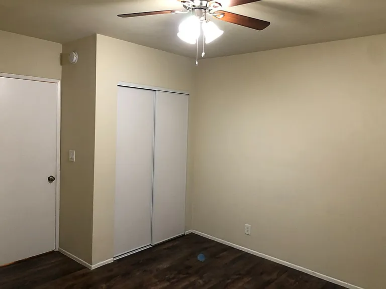 7820 Laurel Canyon Blvd — Photo 11