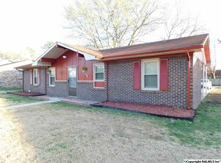 1515 Thomas Dr SW, Decatur, AL 35601