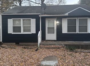 841 SE 34th St, Topeka, KS 66605