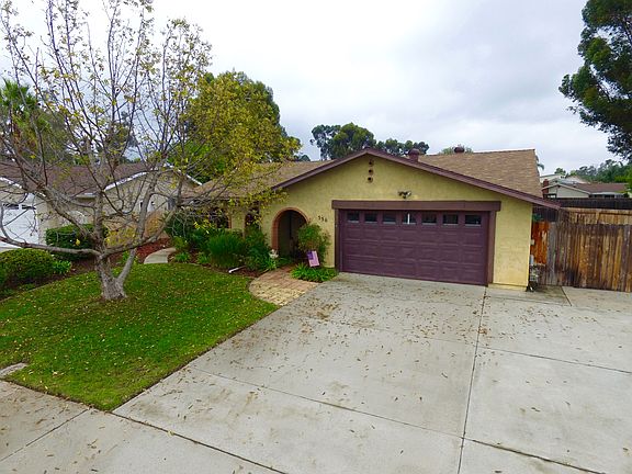 3rd image of 556 Woods Dr