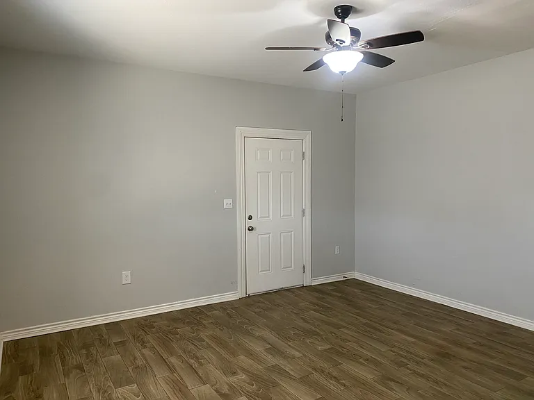 2301 Midwestern Pkwy #112B — Photo 16