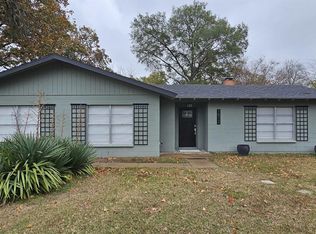 1512 Tawakoni Dr, West Tawakoni, TX 75474