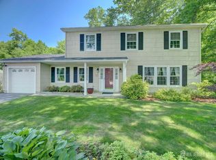 12 Sutton Court, Old Bridge, NJ 08857