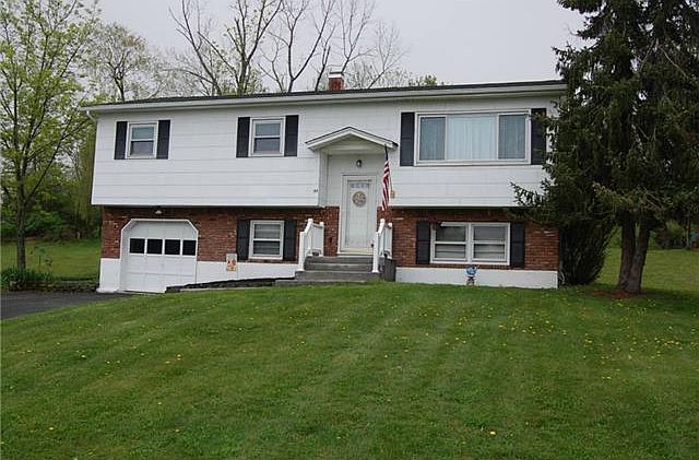 1st image of 44 Peter Bush Dr