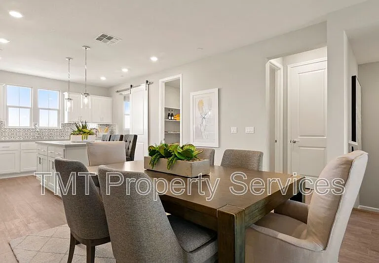 2957 Valbonne Walk — Photo 23