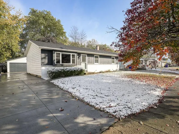 8915 17th AVENUE, Kenosha, WI 53143