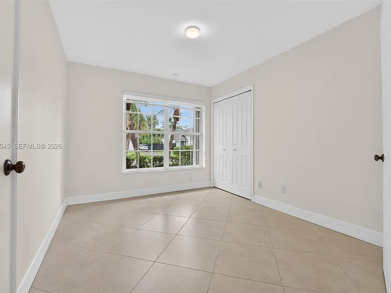 8224 SW 178th Ter — Photo 23