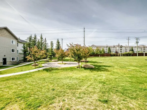 2395 N Eversyde Ave SW #1139, Calgary, AB T2Y 0B5