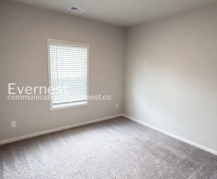 104 Culver St — Photo 9