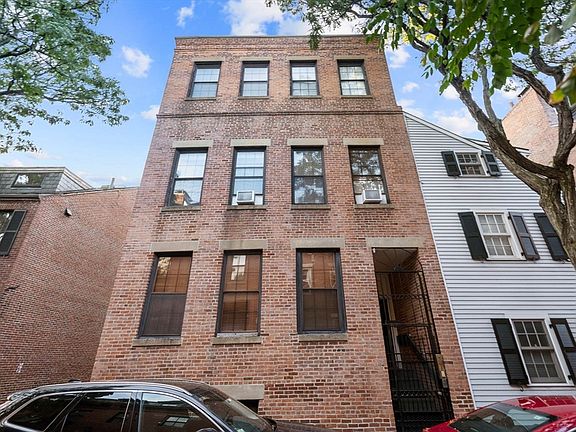 2nd image of 19 Fayette St APT 1