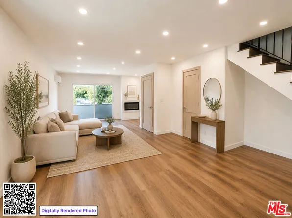2449 N Beachwood Dr APT 11, Los Angeles, CA 90068