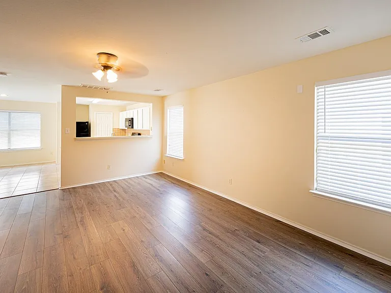 3603 Avalon Castle Dr — Photo 11