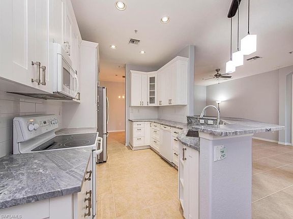 4th image of 12850 Carrington Cir #6-102