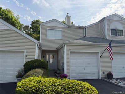 251 Barn Swallow Court, Manorville, NY, 11949
