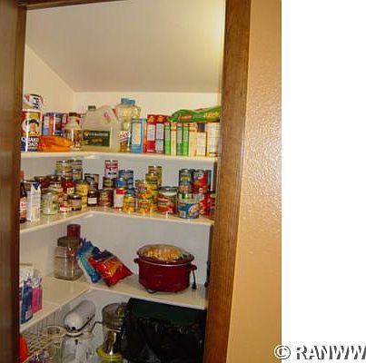 4th image of 9785 E 327th Avenue