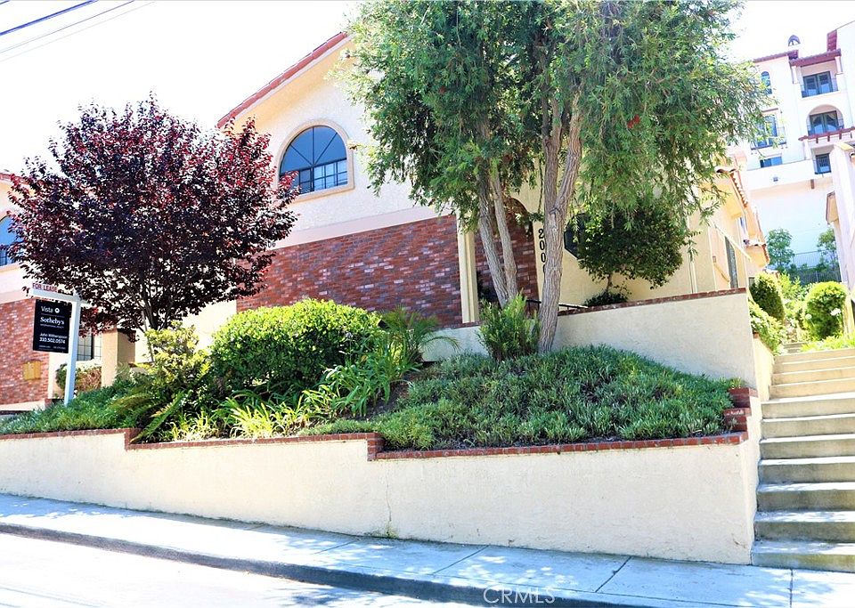 1st image of 2006 Mathews Ave #B