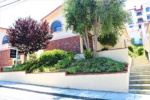 2006 Mathews Ave #B Photo 1 2006 Mathews Ave #B Photo 1