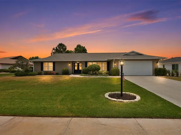 412 Stoneham Dr, Sun City Center, FL 33573