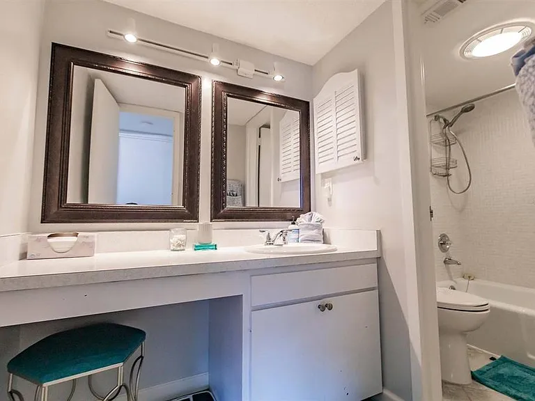 1200 E Peppertree Ln #206 — Photo 5