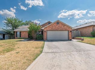 1209 Castle Creek St, Shawnee, OK 74804