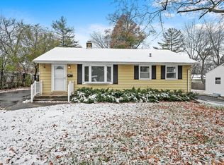134 S Archer Ave, Mundelein, IL