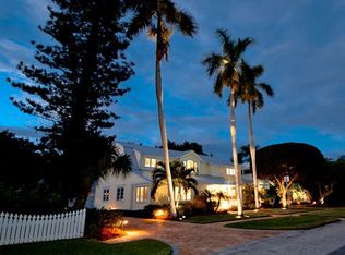 114 Beach Ave, Anna Maria, FL 34216