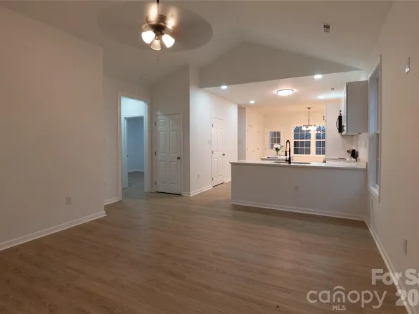 117 Rollins St, Stanley, NC 28164