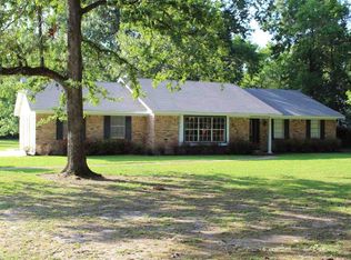 1022 Pine Timbers Dr, Sour Lake, TX 77659