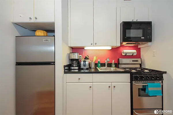 Rented by Oxford Property Group | media 20