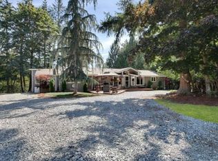 9216 352nd St E, Eatonville, WA 98328