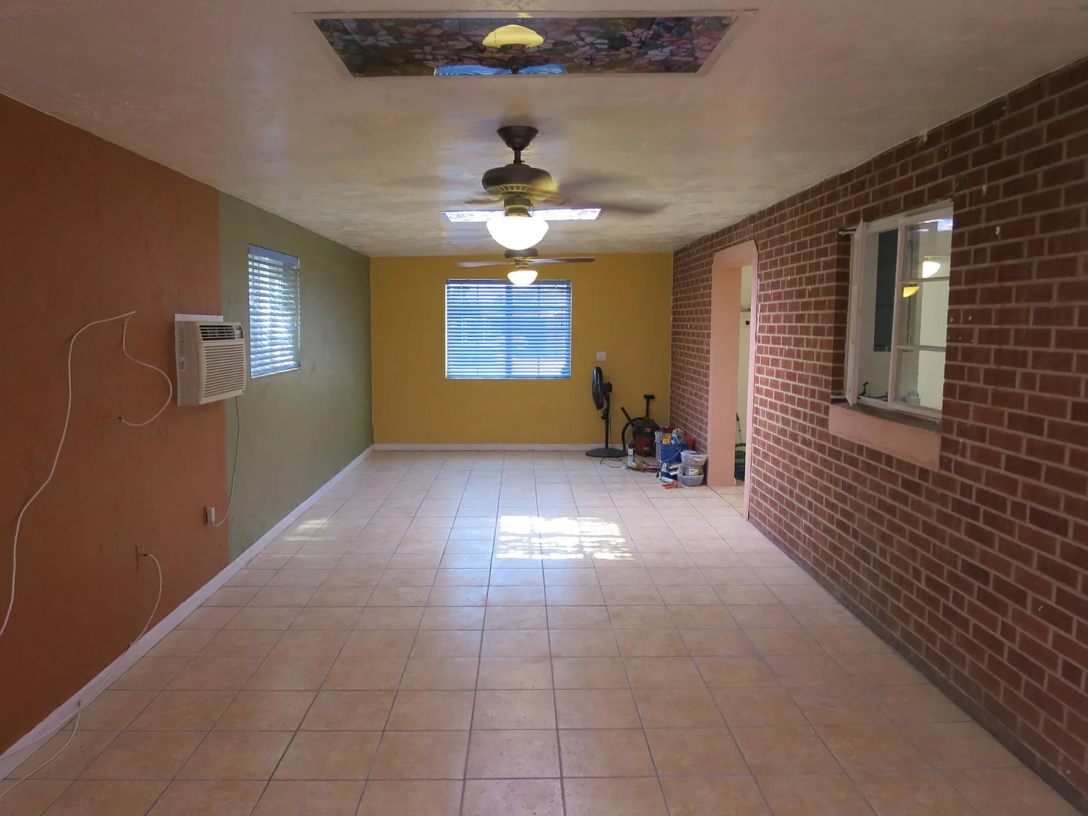 3 bed, 1800 sqft, $1,950 — Photo 3